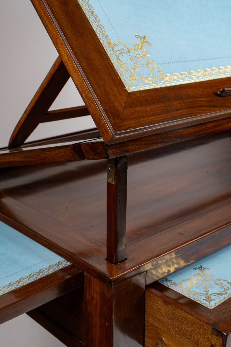 Table à la Tronchin en acajou et acajou de Cuba flammé, époque Directoire (1795-1799)-photo-3