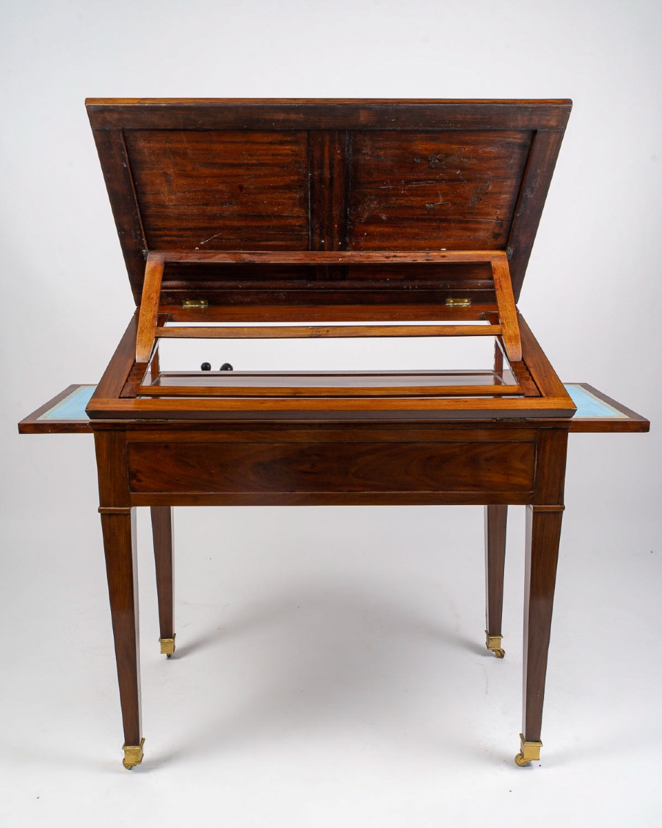 Table à la Tronchin en acajou et acajou de Cuba flammé, époque Directoire (1795-1799)-photo-5
