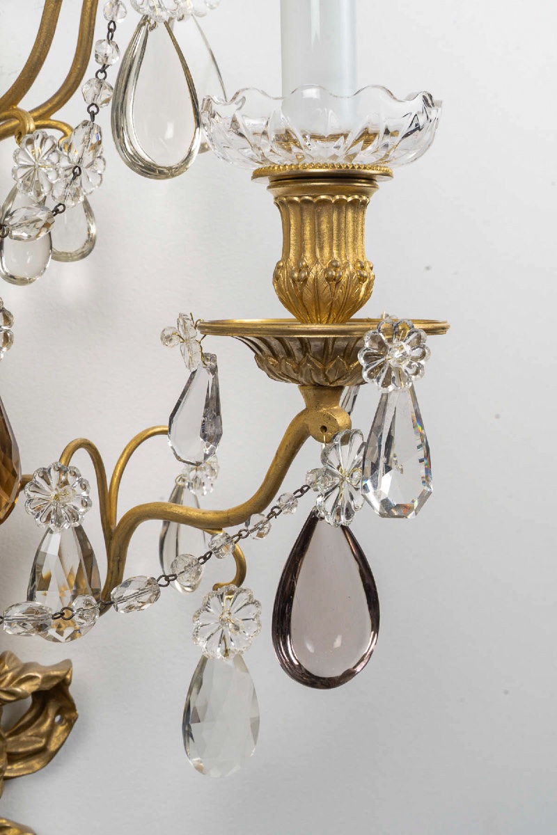 Paire d'appliques en bronze doré et cristal à décor de nœuds de rubans, style Louis XVI-photo-4