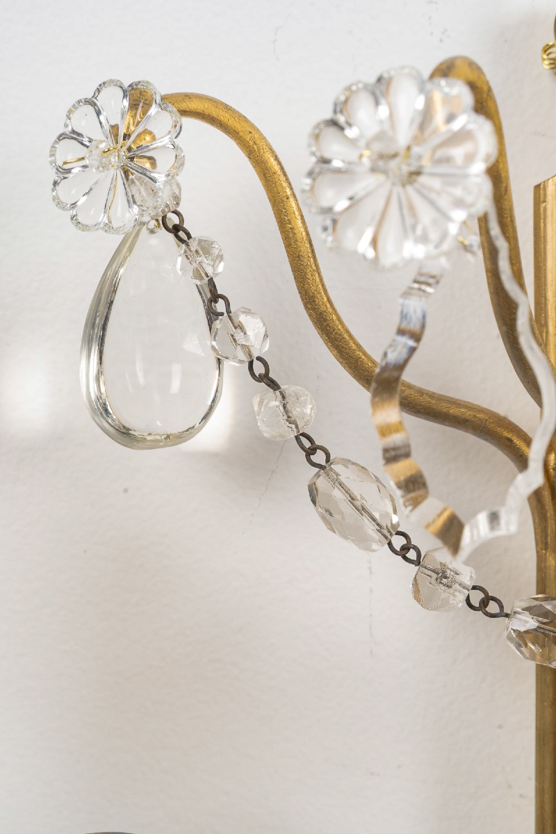 Paire d'appliques en bronze doré et cristal à décor de nœuds de rubans, style Louis XVI-photo-3