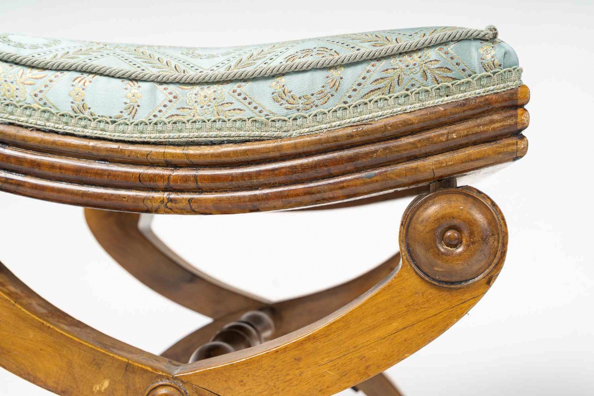 Paire de tabourets curules suisses d'époque néoclassique, Berne, première moitié du XIXe siècle-photo-4