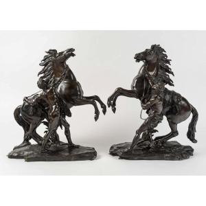 Les Chevaux de Marly, paire de sculptures du XIXème siècle en bronze d’après Guillaume Coustou
