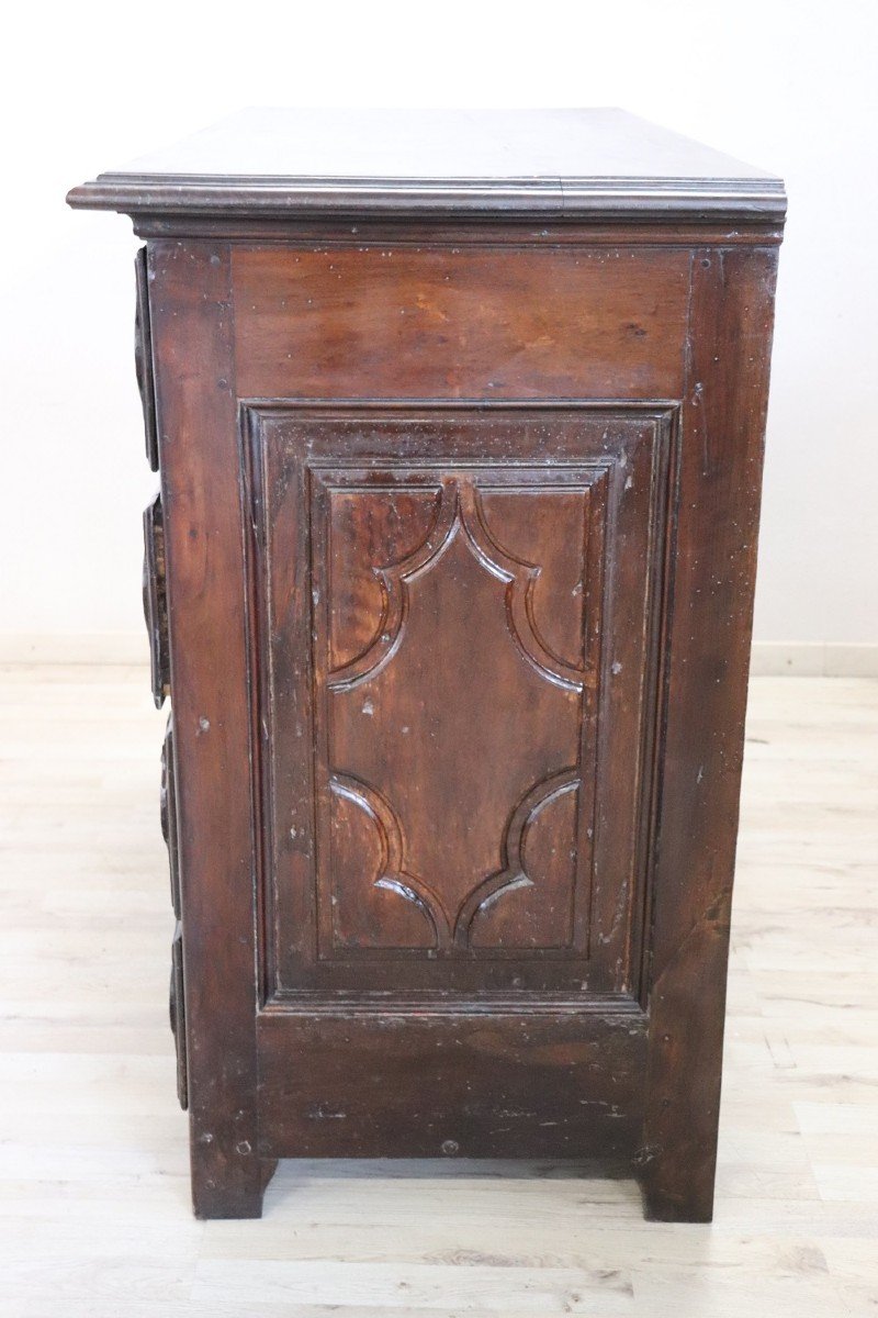 Antique Chest Of Drawers In Carved Walnut-photo-8
