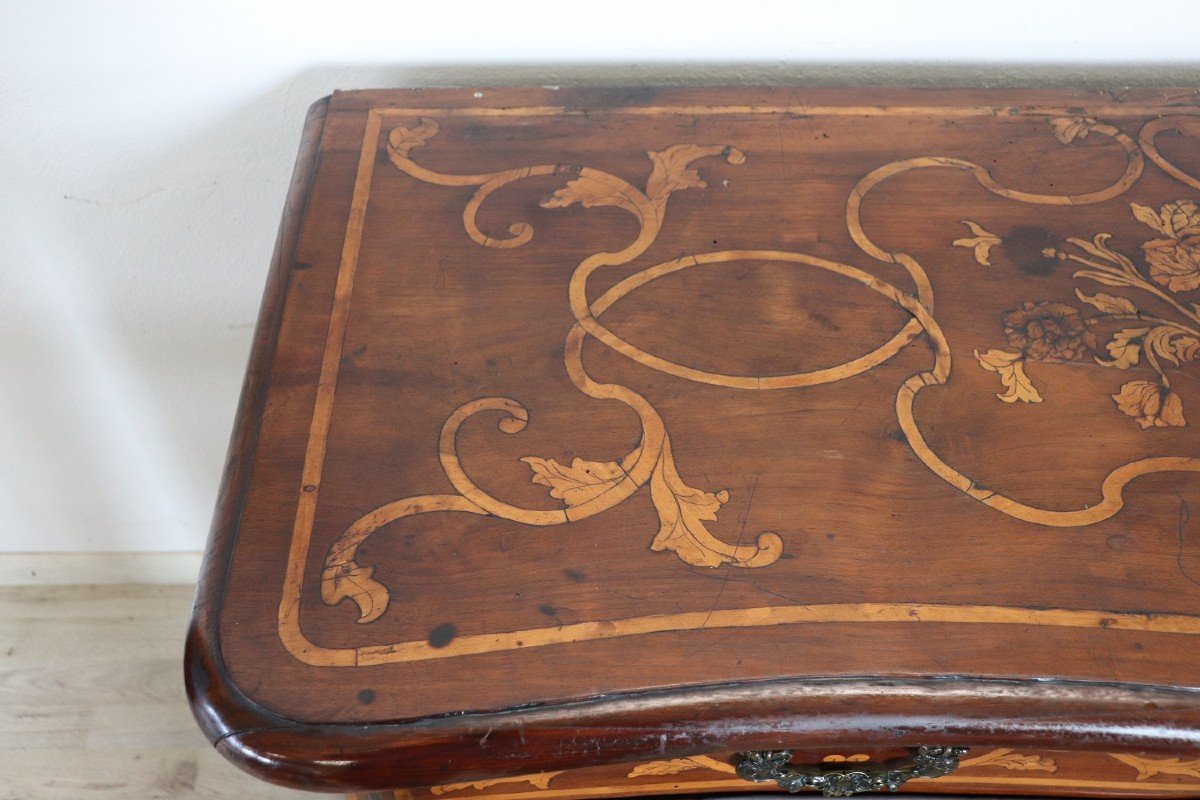 Antique Chest Of Drawers With Walnut Inlay, 17th Century-photo-3