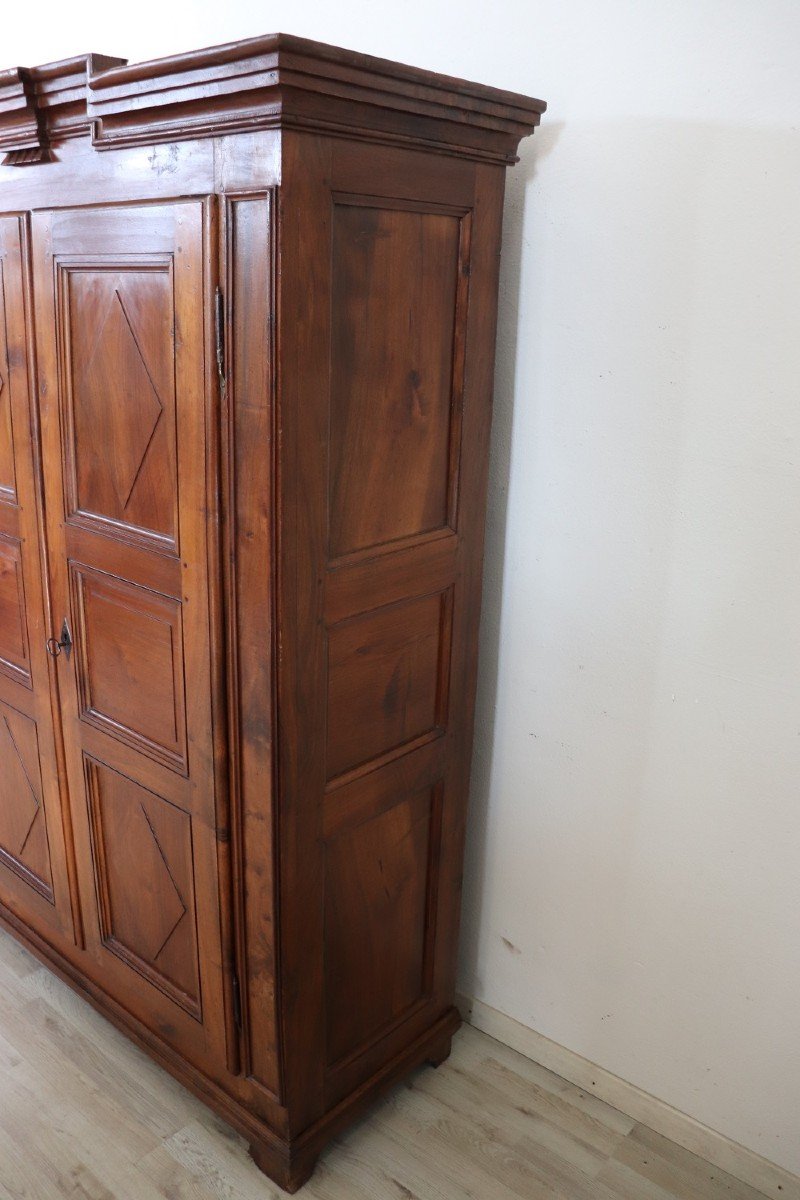 Antique Walnut Wardrobe 18th Century-photo-2