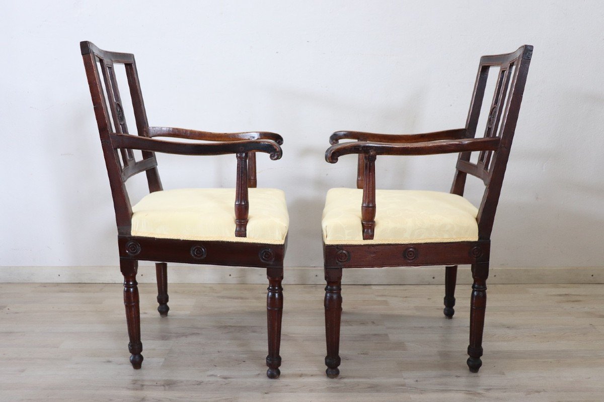 18th Century Armchairs In Walnut, Set Of 2-photo-5