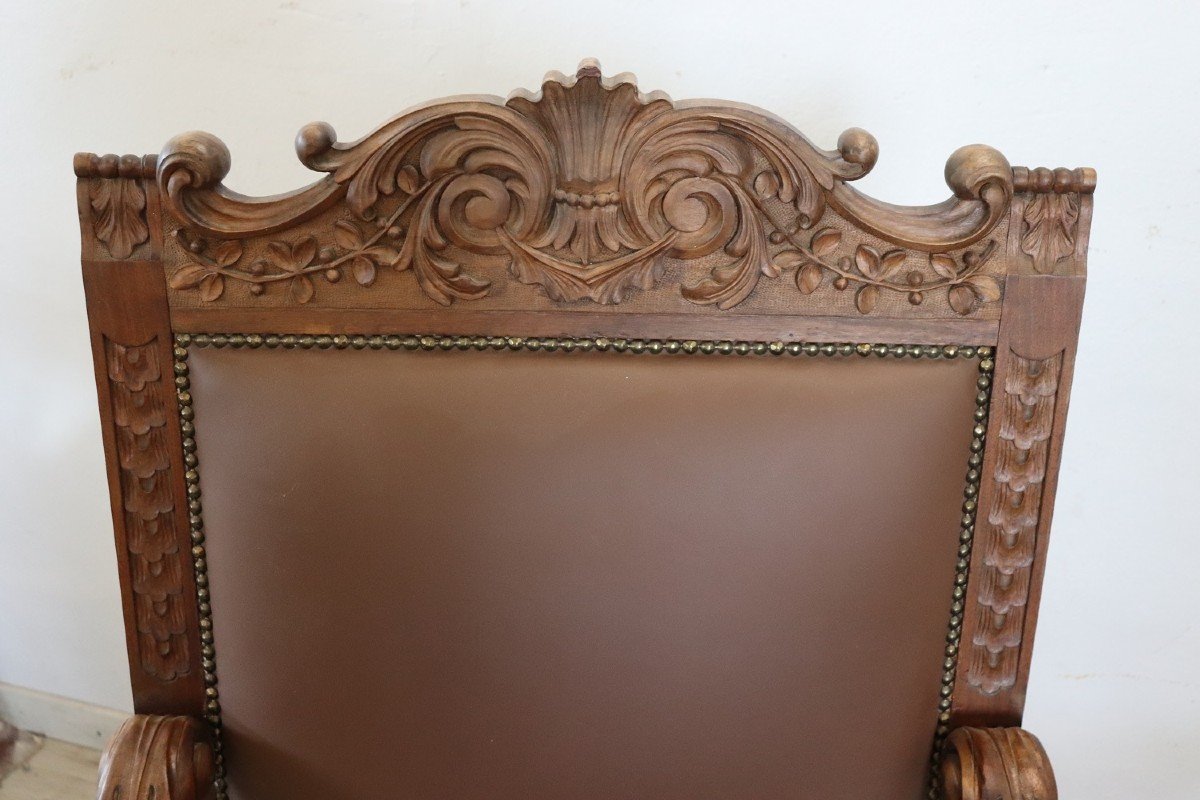 Late 19th Century Carved Walnut Throne Chairs, Set Of 2-photo-4
