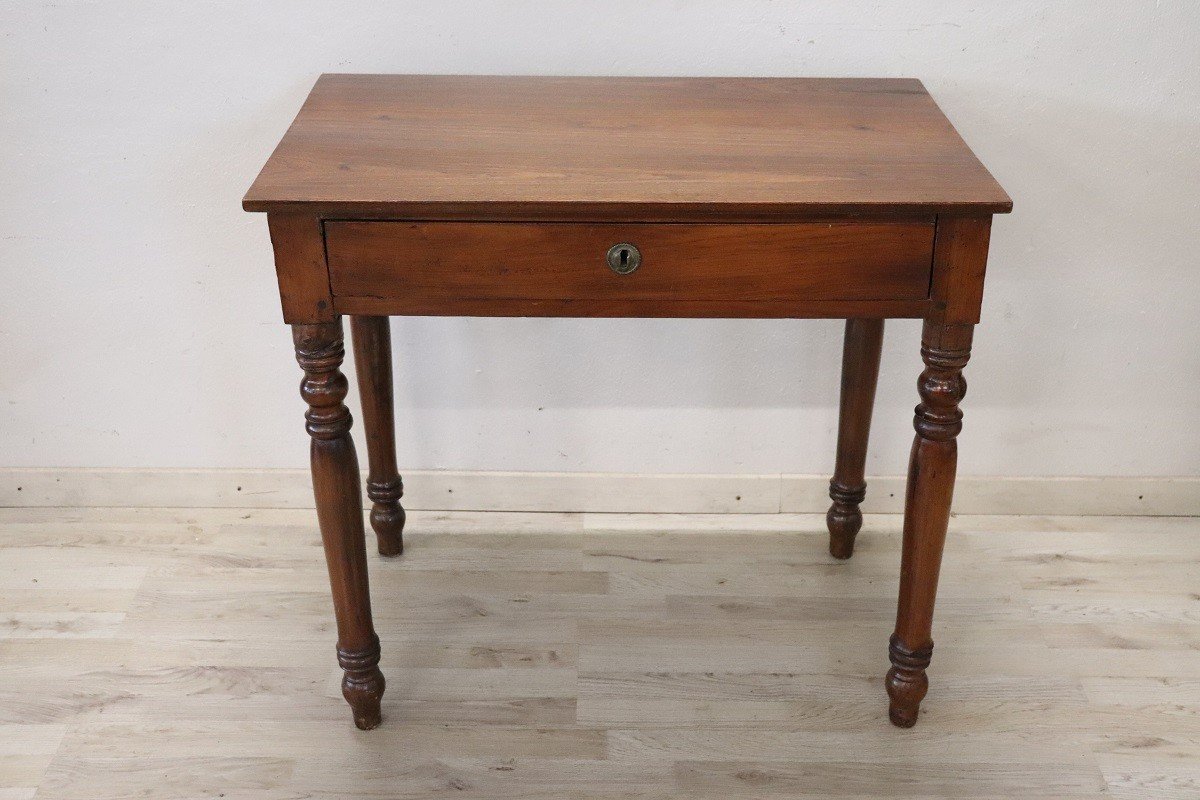 Small 19th Century Walnut Wood Desk-photo-2