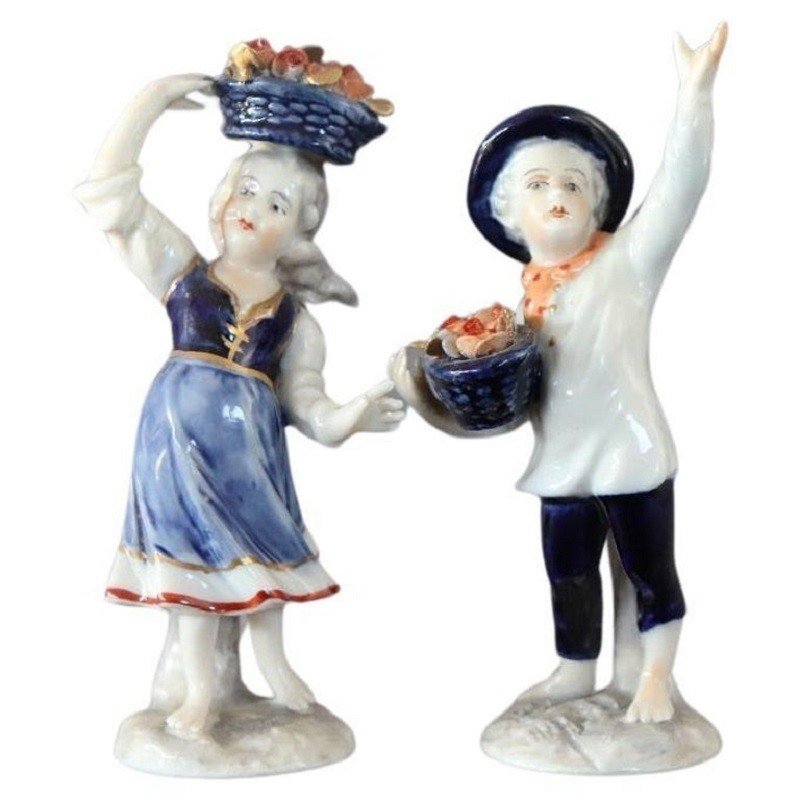 Porcelain Figurines By Capodimonte, 1990s, Set Of 2