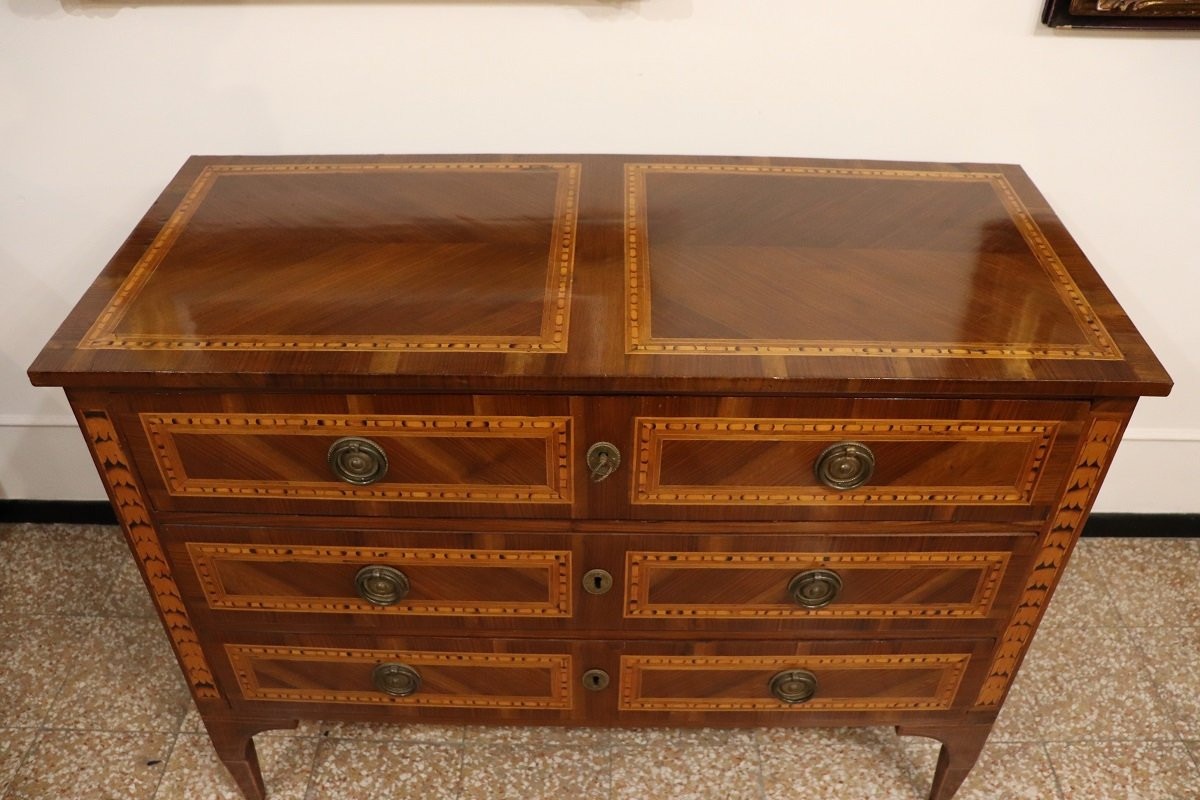 Antique Chest Of Drawers In Inlaid Walnut, 18th Century-photo-2
