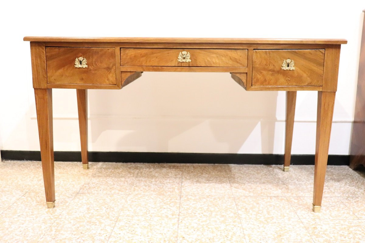 Bureau Du 18ème Siècle En Noyer-photo-1