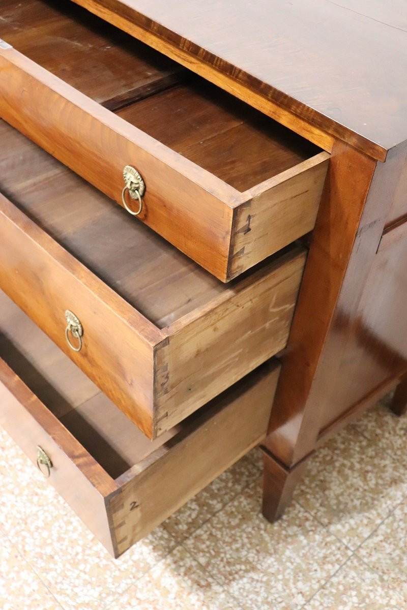 Antique Chest Of Drawers In Solid Walnut, Italy 18th Century-photo-2