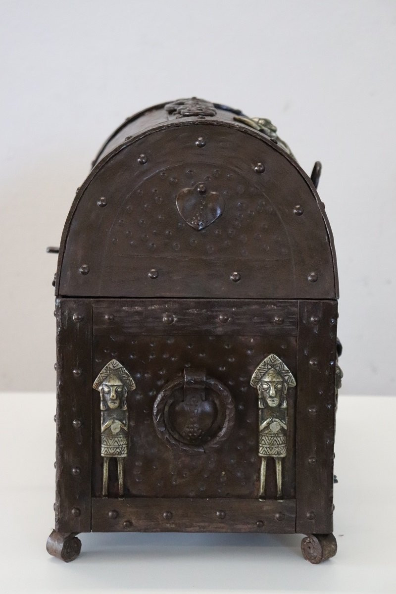 Decorative Box In Iron-photo-2