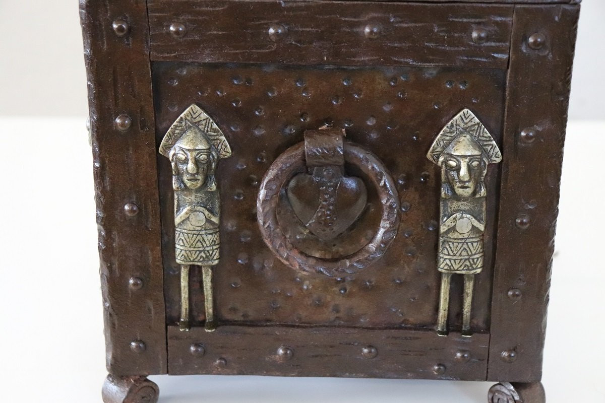 Decorative Box In Iron-photo-2