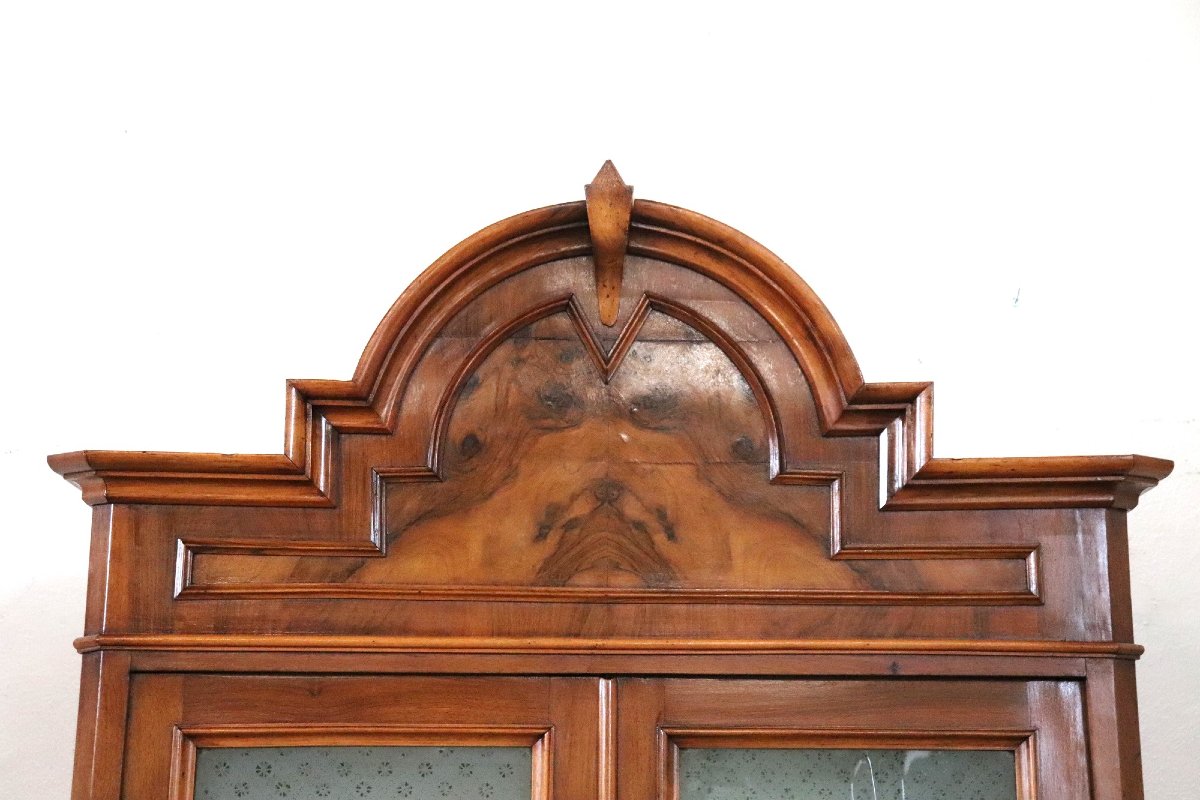 Antique Sideboard In Walnut Veener, Italy Late 19th Century-photo-2