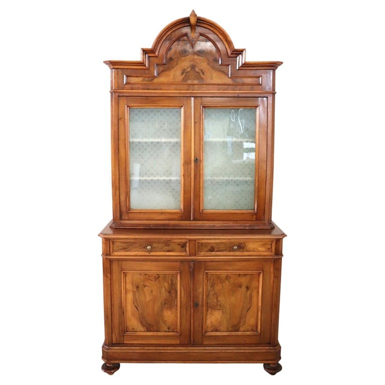 Antique Sideboard In Walnut Veener, Italy Late 19th Century