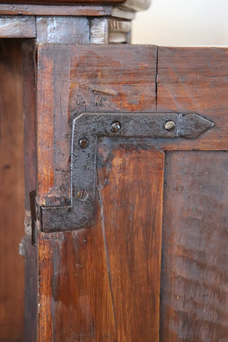 Paire de meubles d'angle anciens, Italie 17ème siècle RESTAURÉ-photo-3