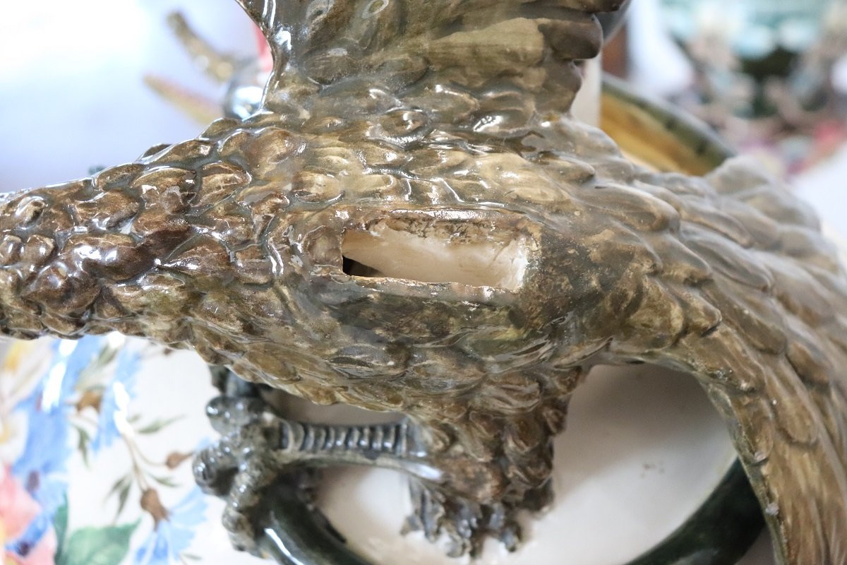 Vase majestueux en céramique avec aigle et crocodile, Italie, début du 20e siècle-photo-8