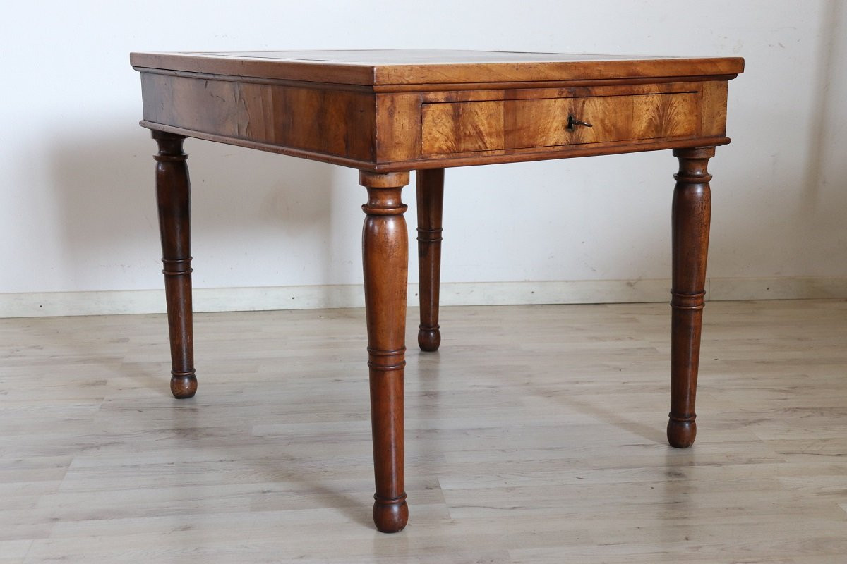 Bureau ancien en noyer, Italie Milieu du 19ème siècle-photo-2