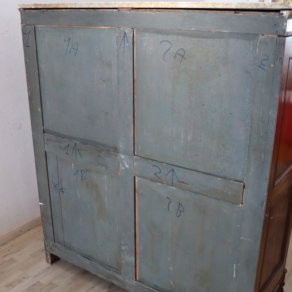  petite armoire ancienne en noyer avec plateau en marbre, Italie, XIXe siècle-photo-8