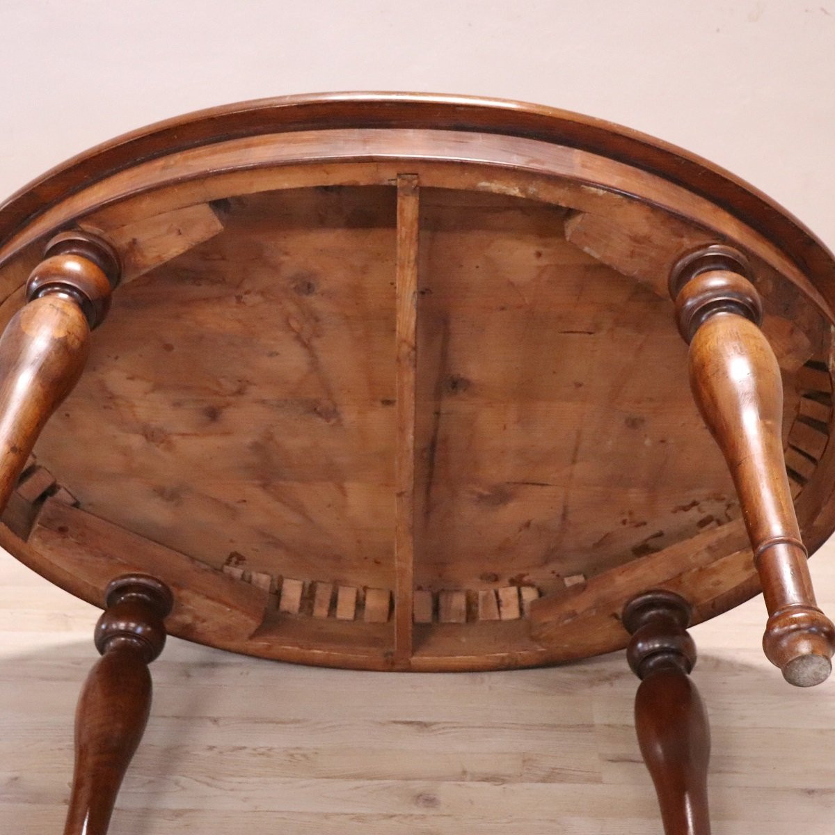 Antique Oval Table In Walnut, Italy Mid 19th Century-photo-6