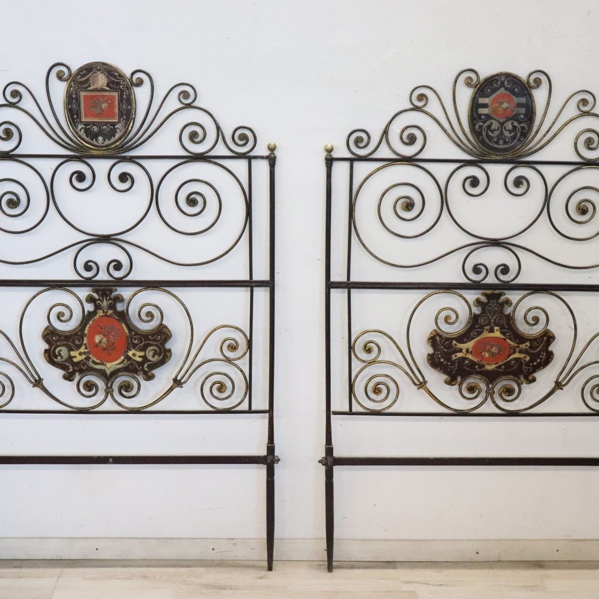 Pair Of Antique Headboards In Wrought Iron, Italy Early 19th Century-photo-2