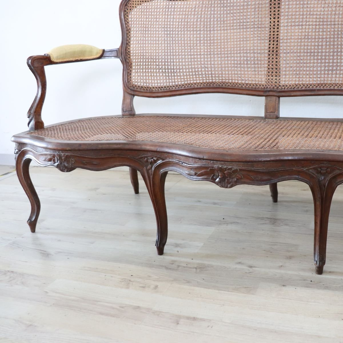 Antique Walnut And Vienna Straw Sofa, Italy 18th Century-photo-5