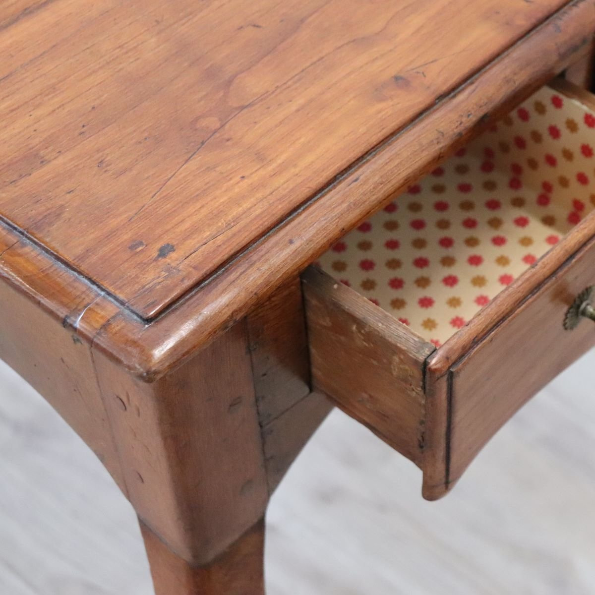Antique Desk In Walnut And Cherry Wood, Italy 18th Century-photo-8