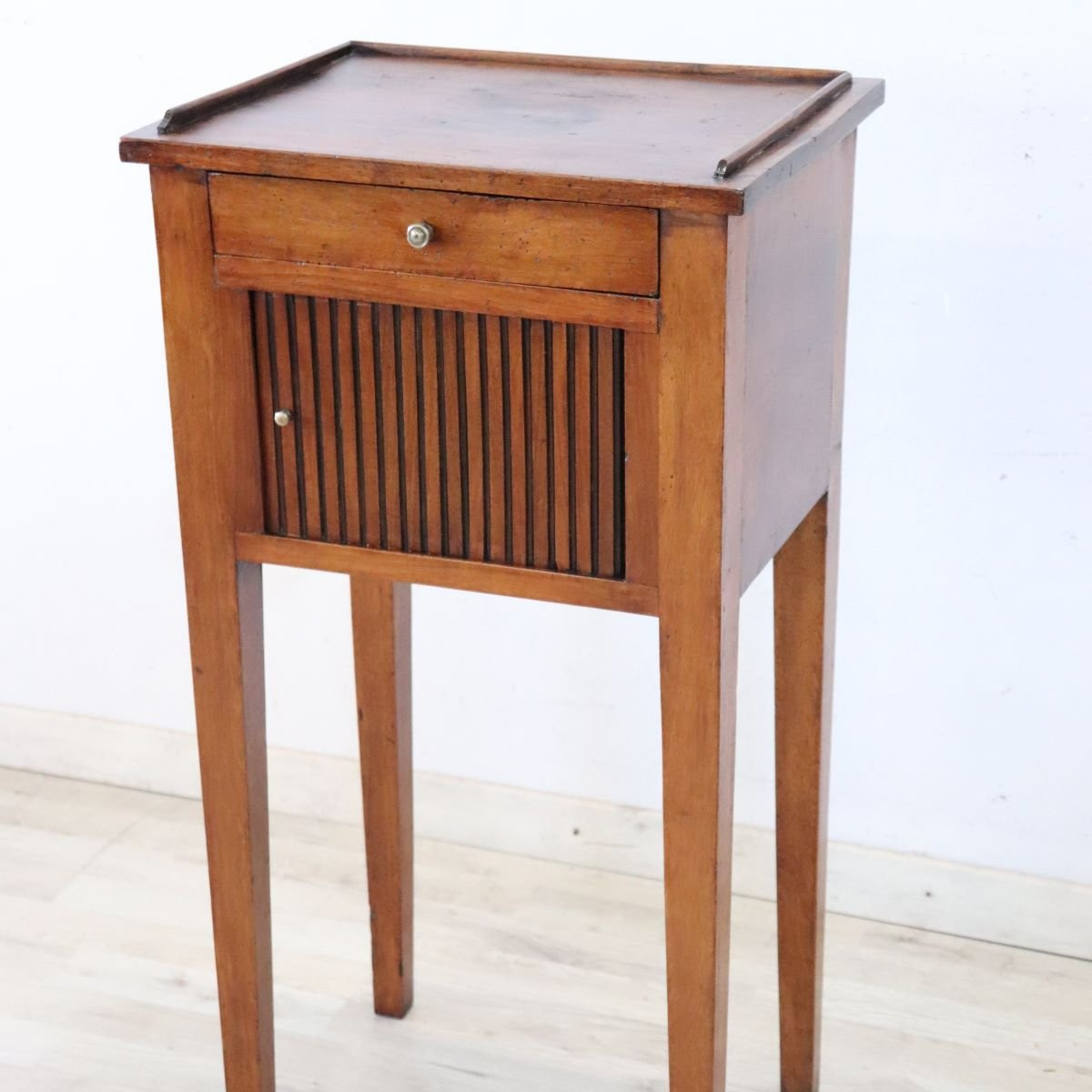 Antique Nightstand In Walnut, Italy Early 19th Century-photo-4