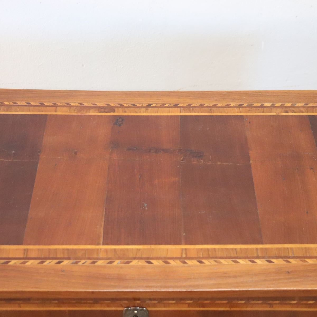 Bureau ancien en marqueterie de noyer, Italie, fin du XIXe siècle-photo-4