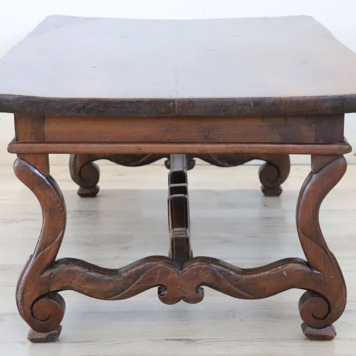 Solid Walnut Coffee Table, Italy, Early 20th Century, Restored-photo-3