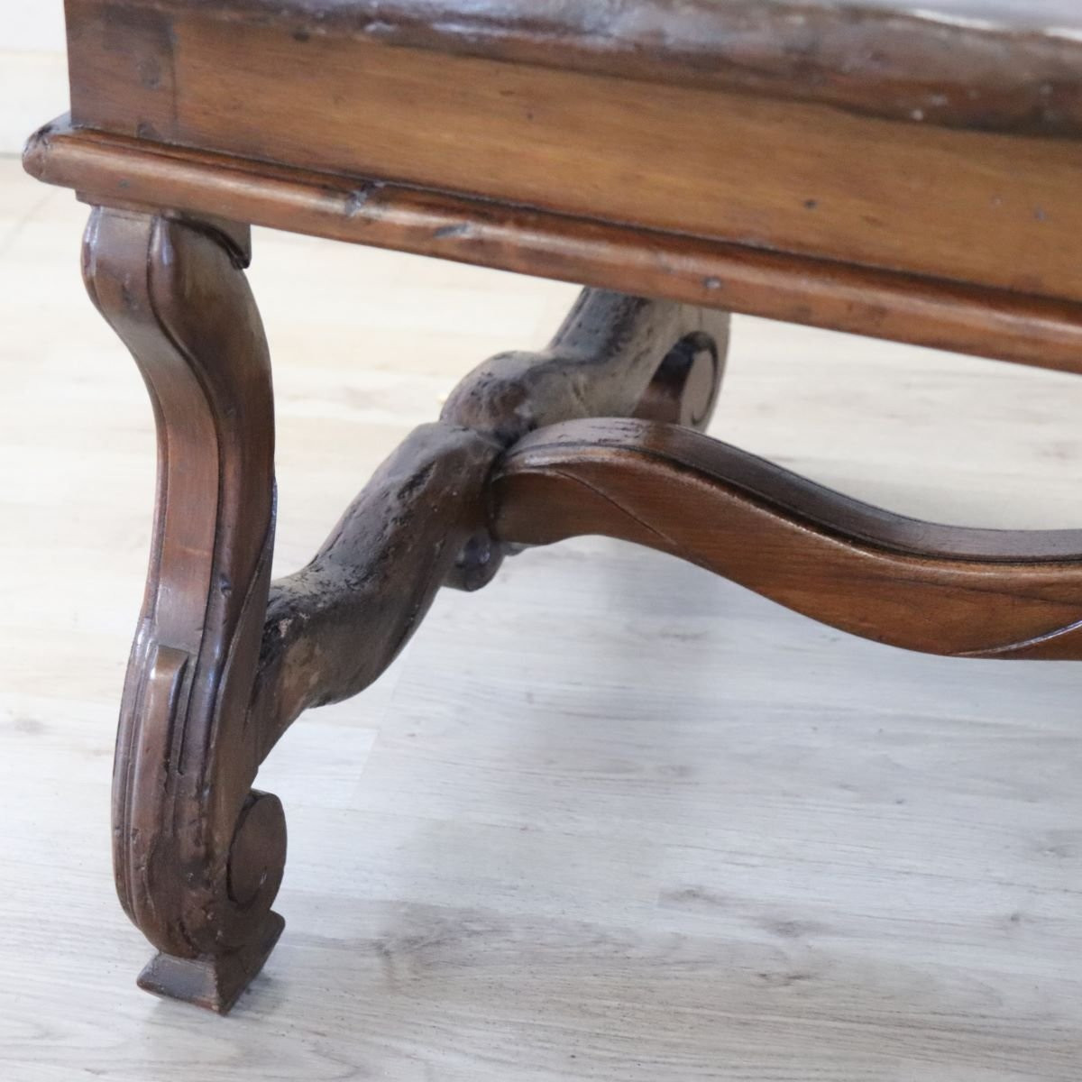 Solid Walnut Coffee Table, Italy, Early 20th Century, Restored-photo-6