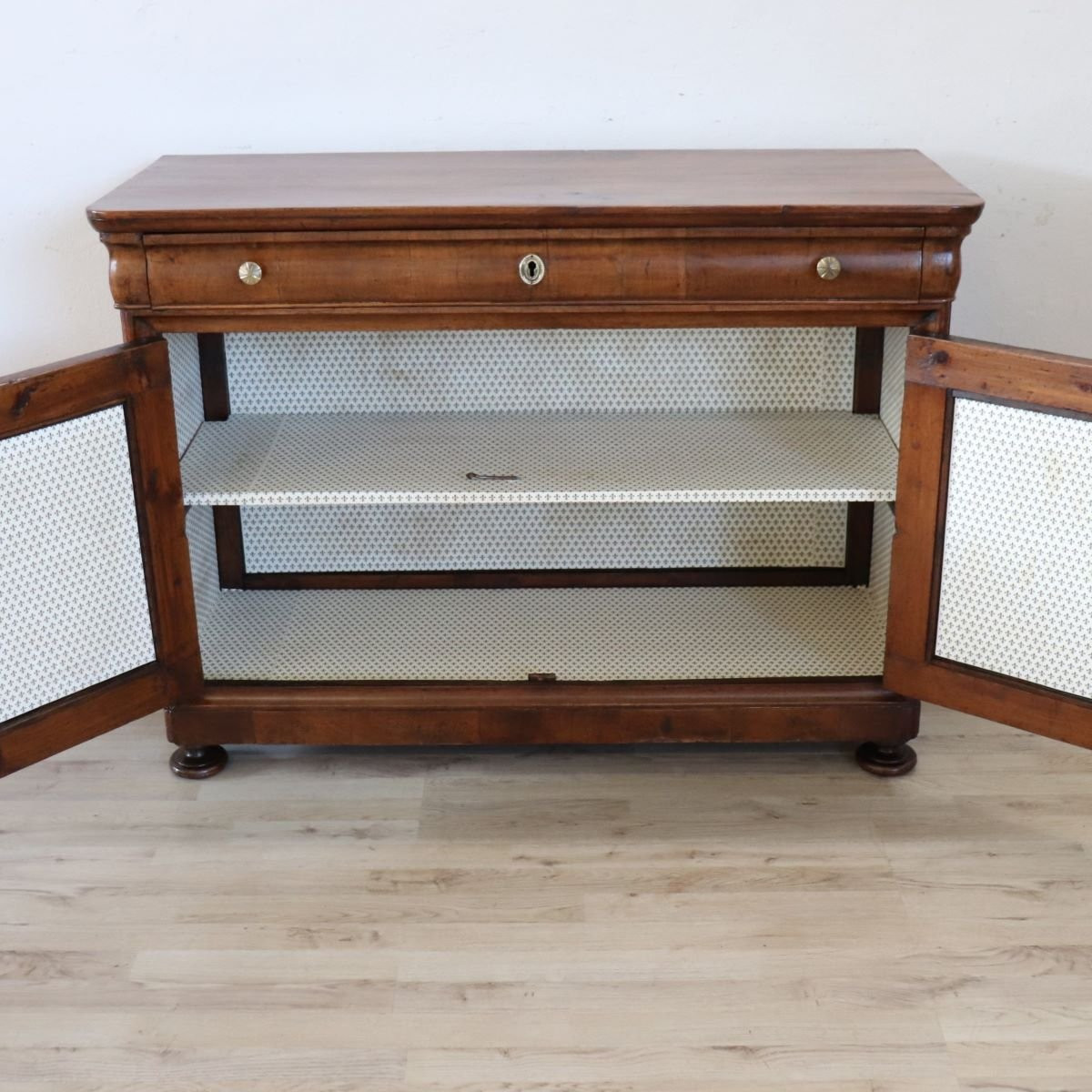 Antique Walnut Sideboard, Italy, Mid-19th Century, Restored.-photo-4
