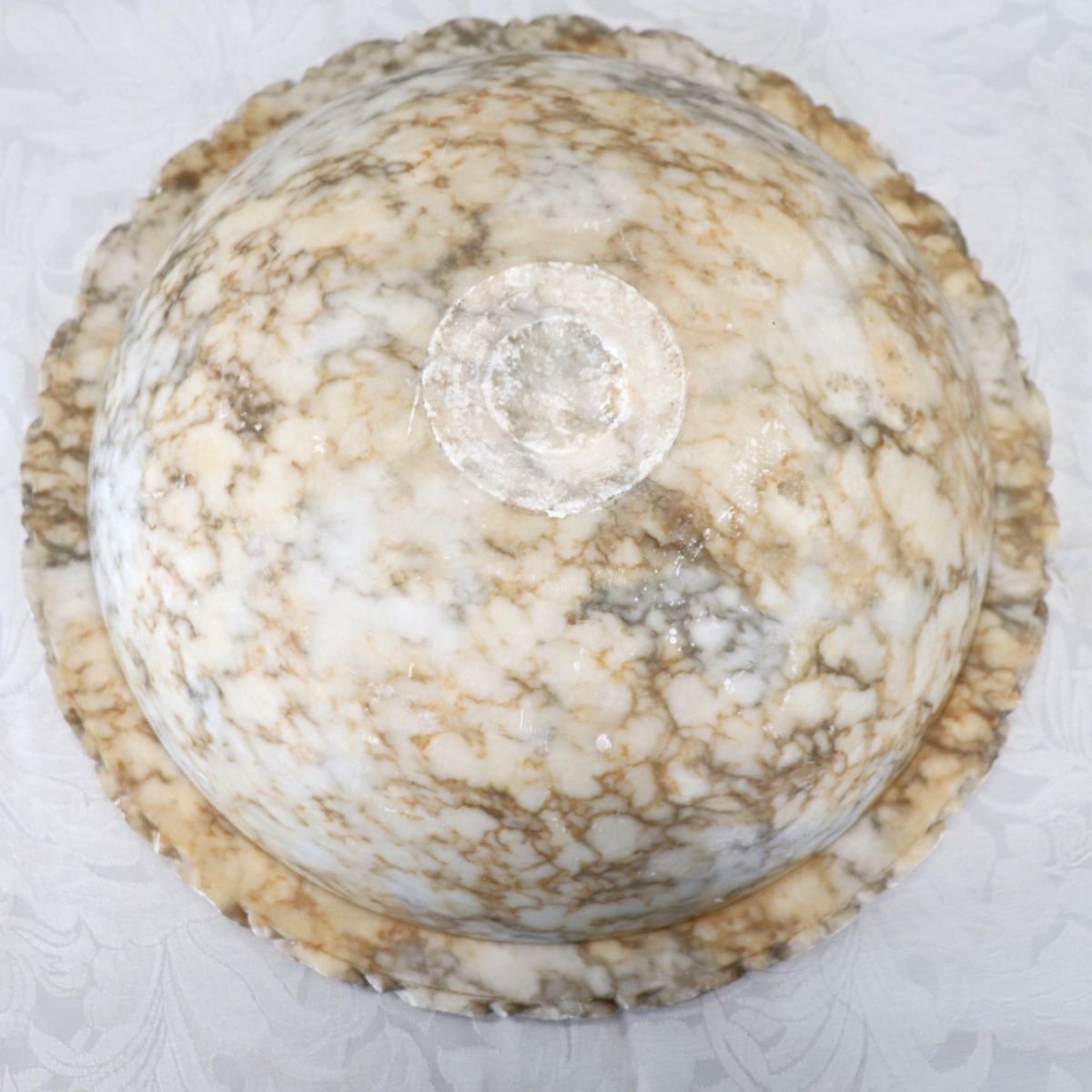 Small Carved Marble Tub-photo-6