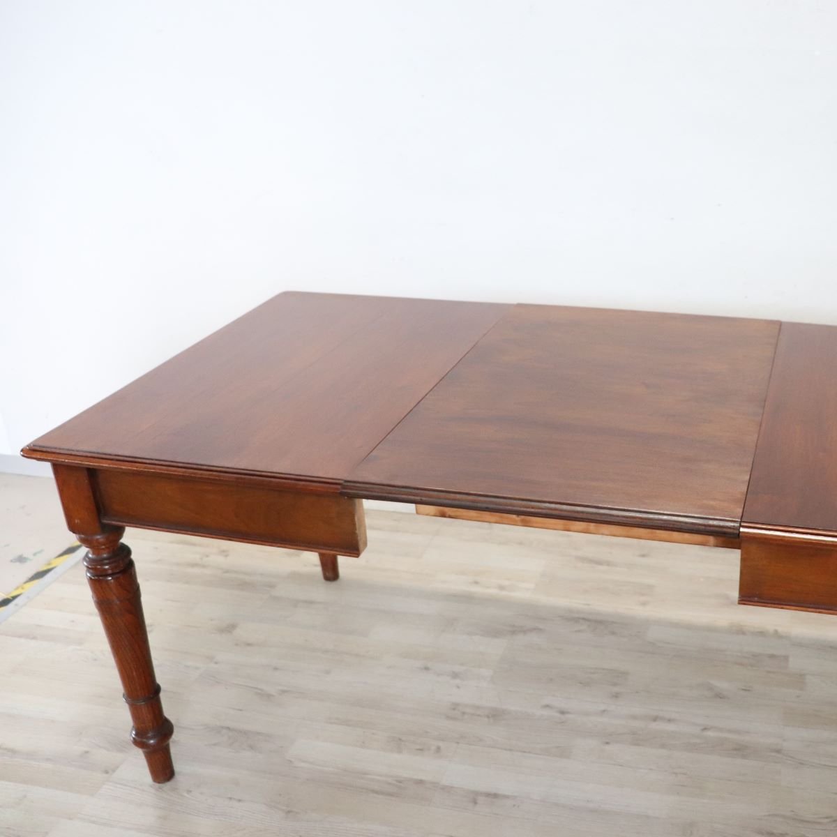 Table de salle à manger extensible en noyer et chêne, début du XXe siècle-photo-2