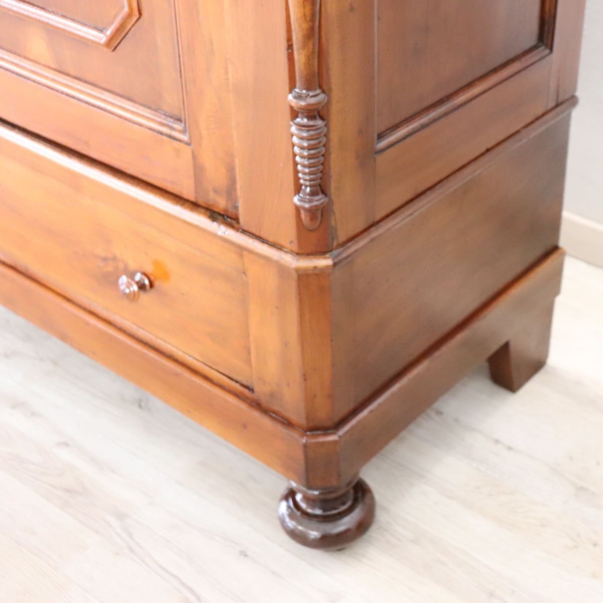 Antique Wardrobe Made Of Solid Walnut, Restored, Italy, Mid-19th Century-photo-6