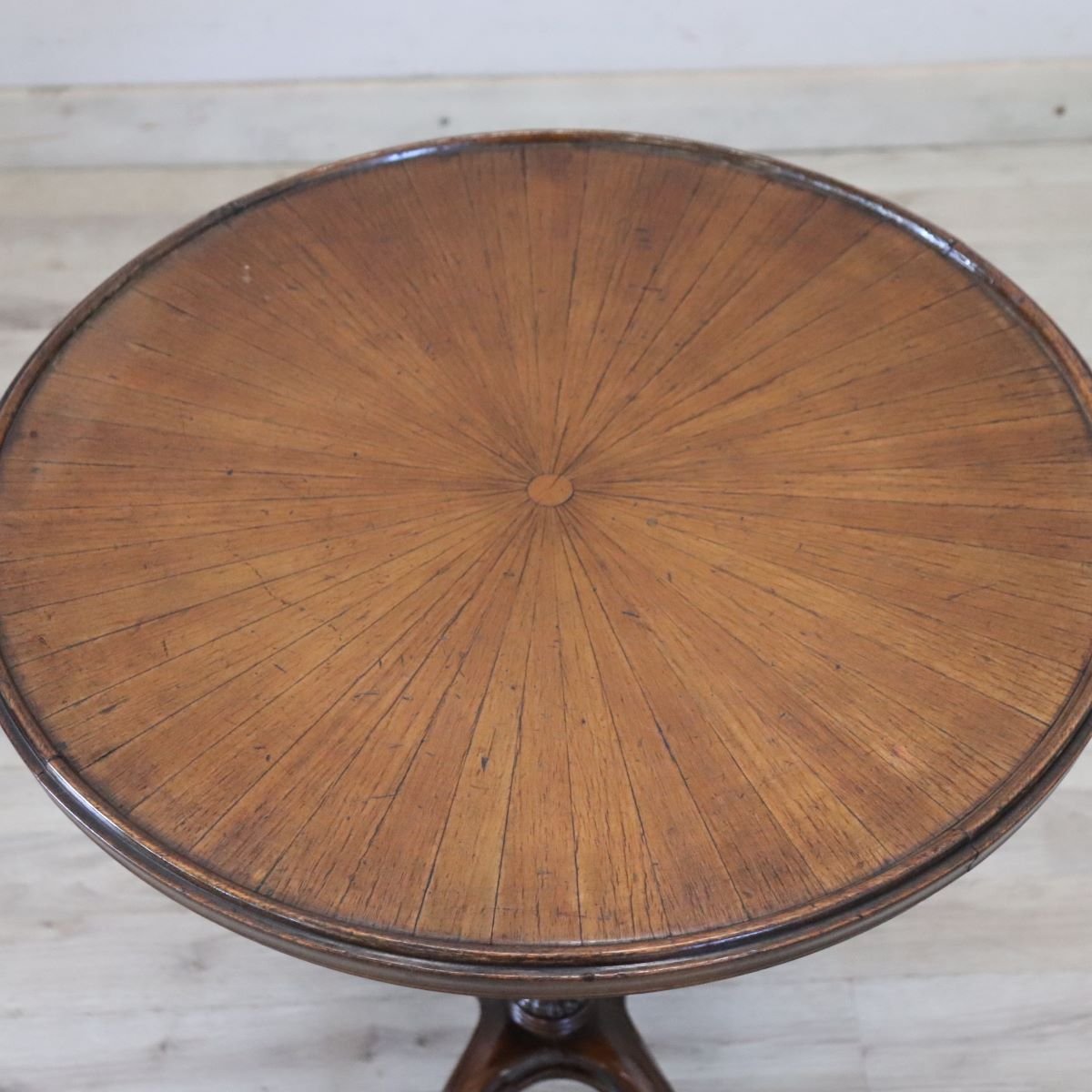 Table Guéridon en Noyer, Italie Début du XXe Siècle-photo-4