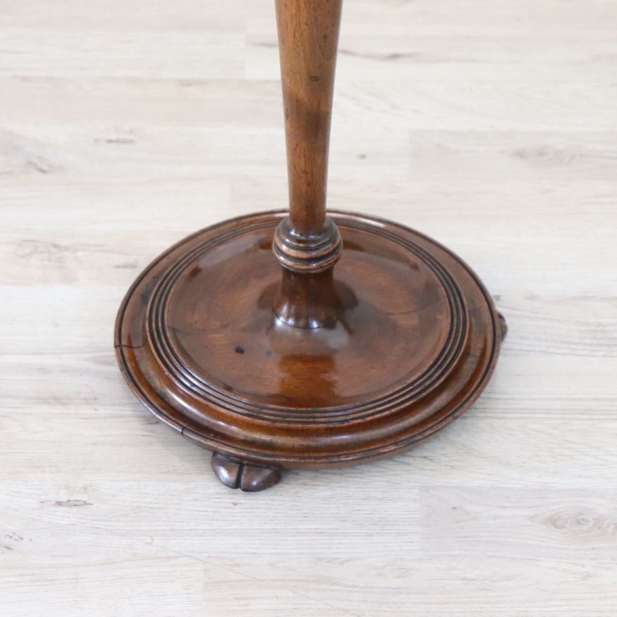 Walnut Side Table, Italy, Early 20th Century-photo-1