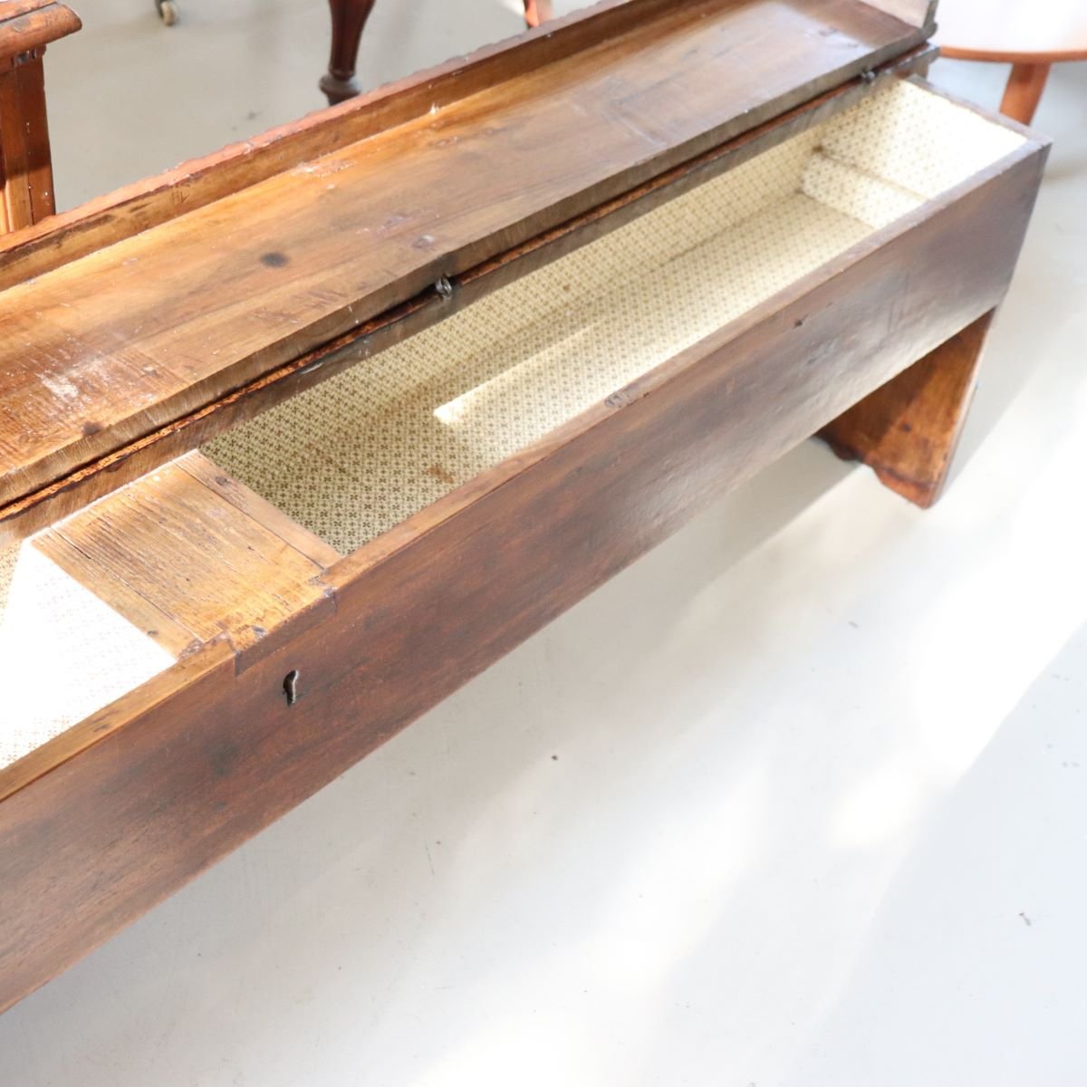 Antique Long Walnut Bench With Storage Compartment, Italy, Early 18th Century-photo-8