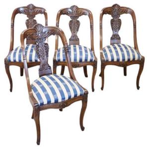 Dining Chairs In Carved Walnut, Early 19th Century, Set Of 4