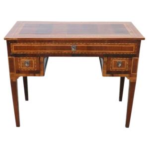 Antique Desk In Walnut Inlaid, Italy Late 19th Century