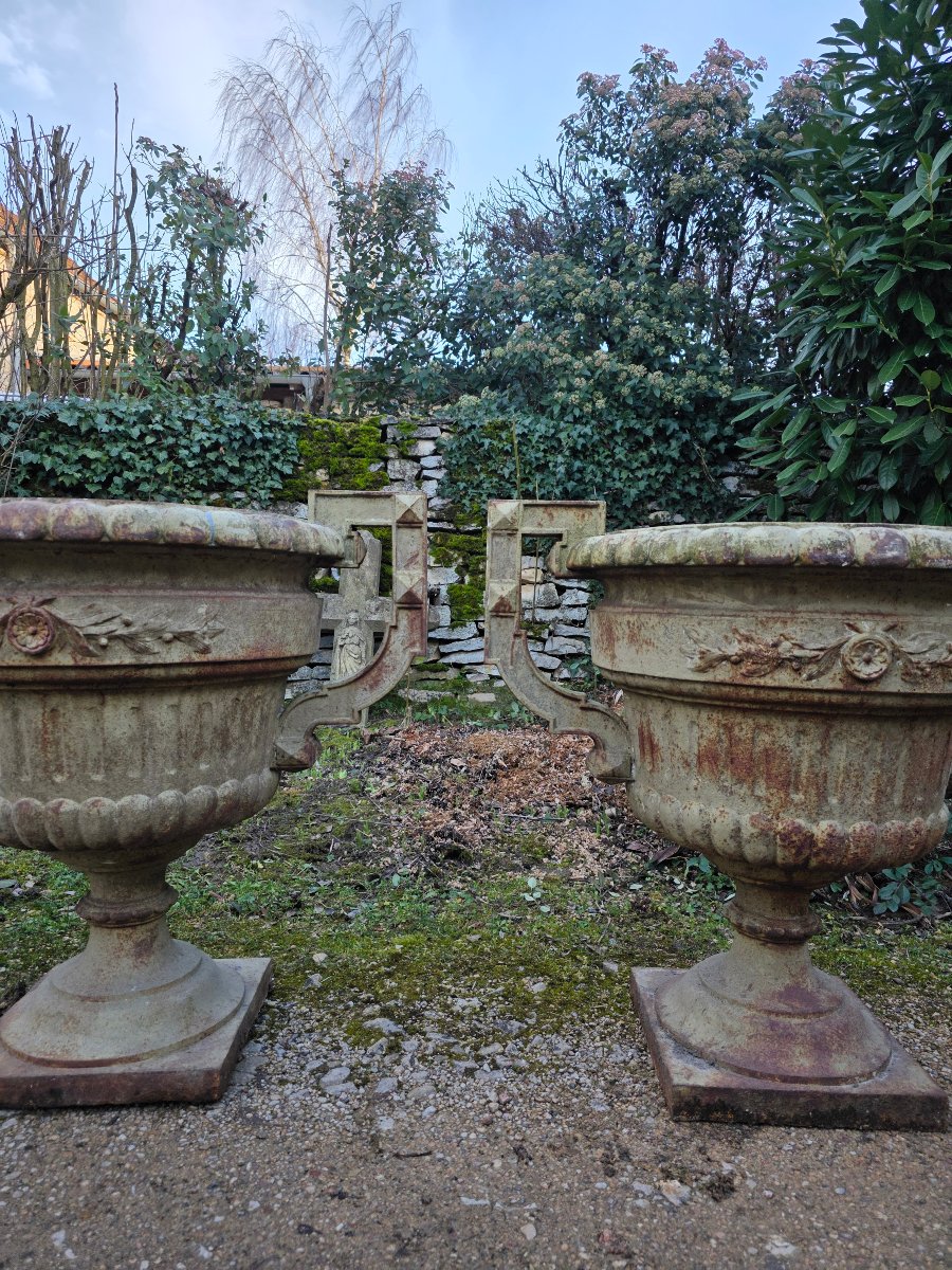 Set Of 4 Large Cast-iron Vases-photo-4