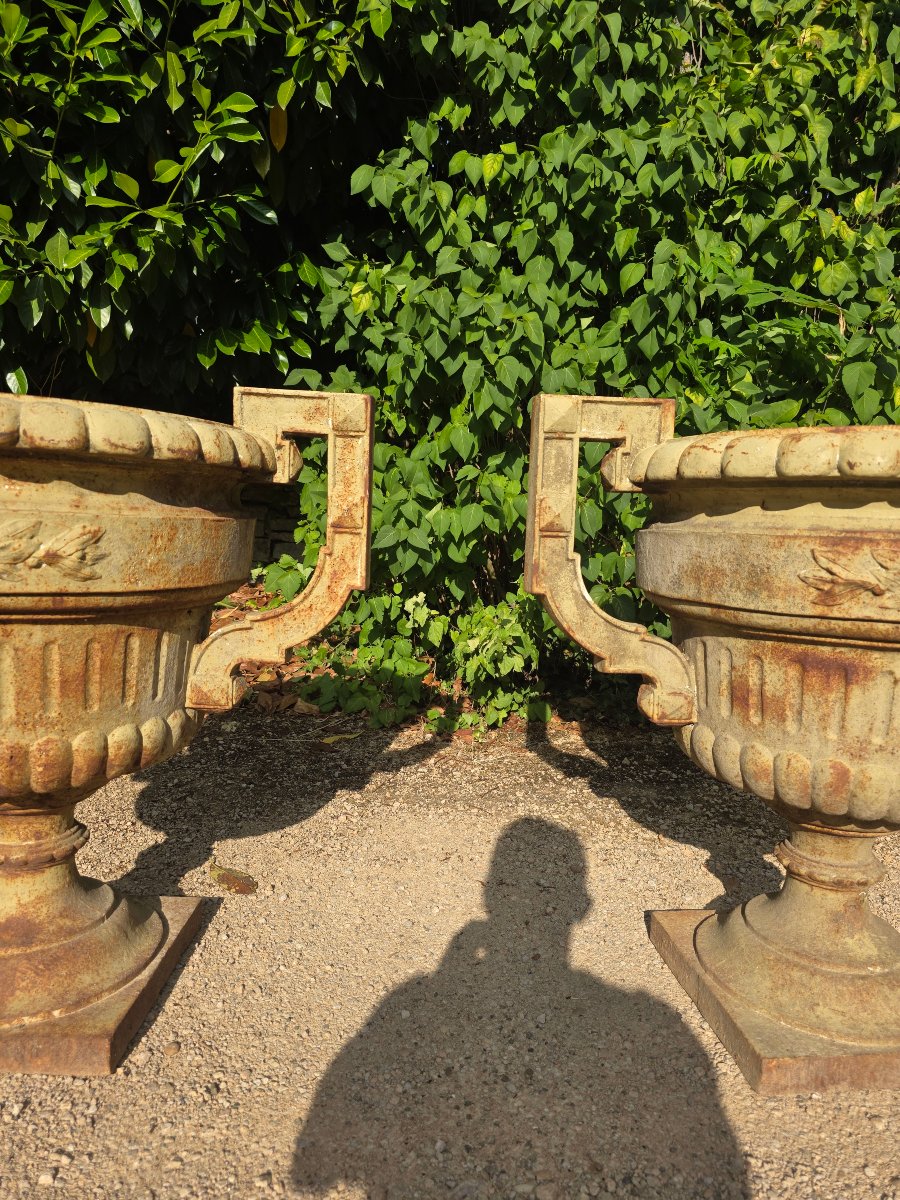 Paire de vases en fonte -photo-2