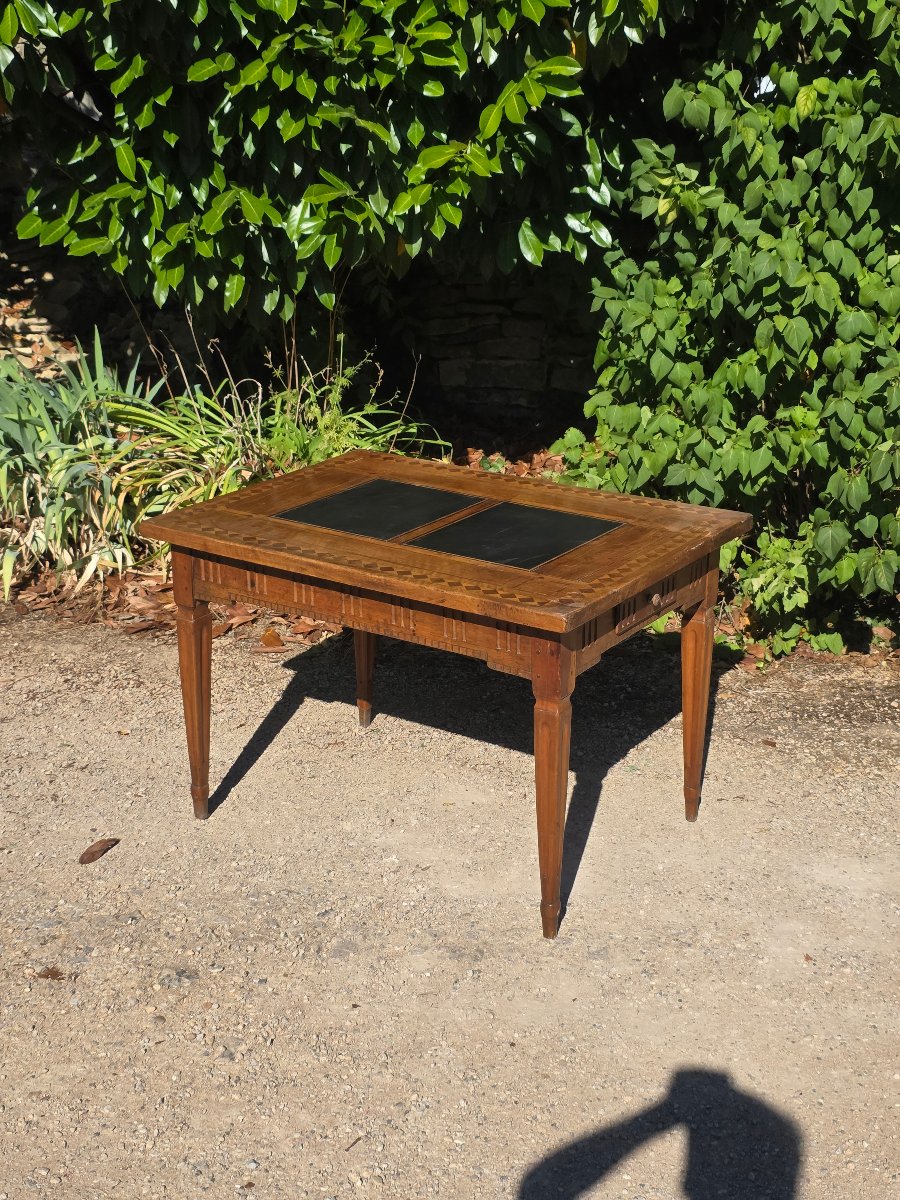 Table de changeur en noyer