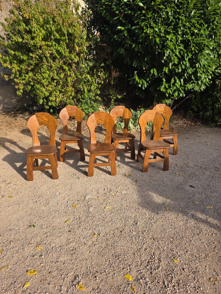 Serie de 6 chaise en chêne de style brutaliste