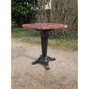 Gueridon en bois noircit,  plateau marbre
