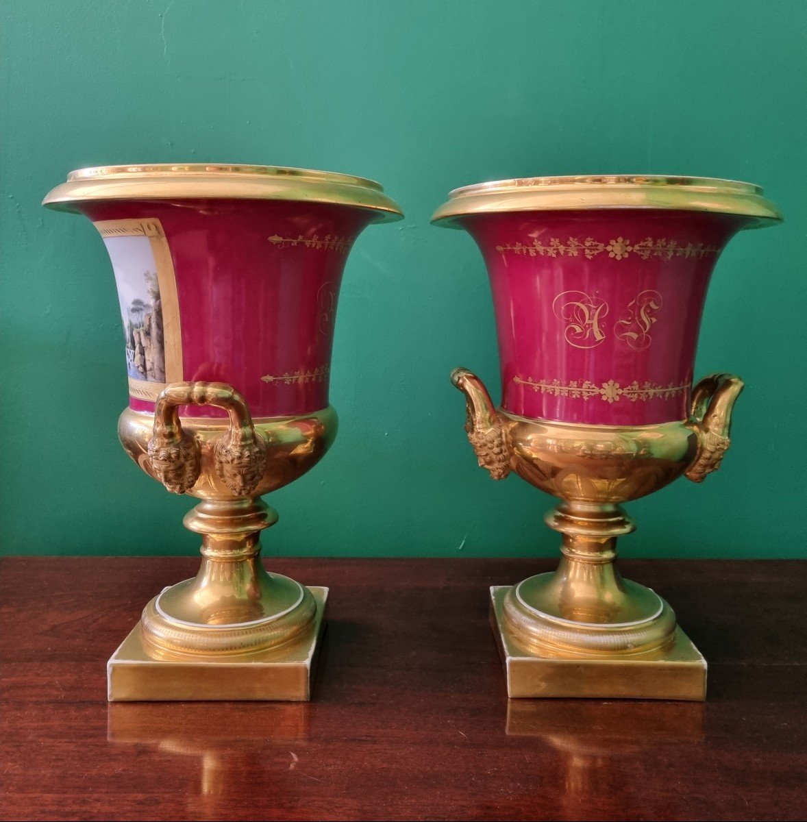 Epoque Empire, Paire De Grands Vases Medicis En Porcelaine. -photo-2