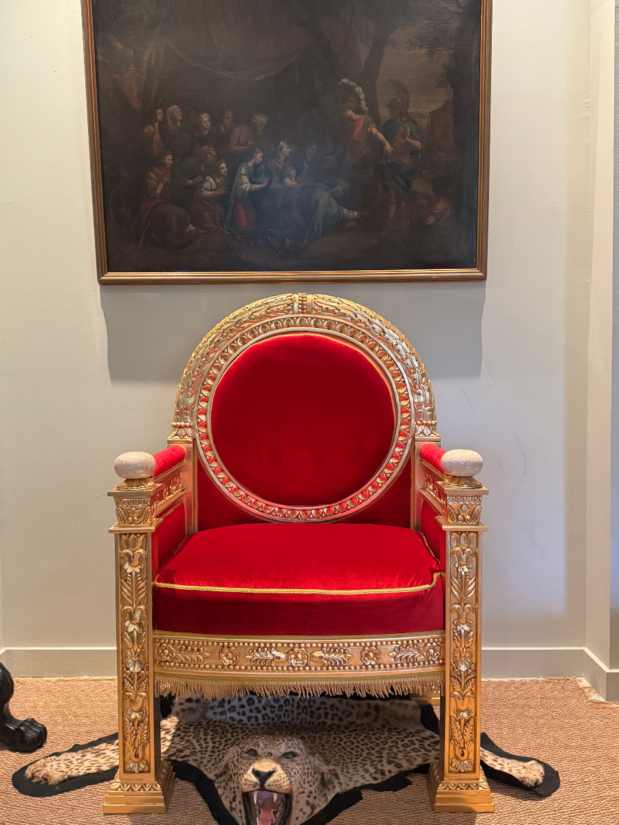 Reprise du trône impérial de Napoleon Ier, modèle de Jacob Desmalter.-photo-1
