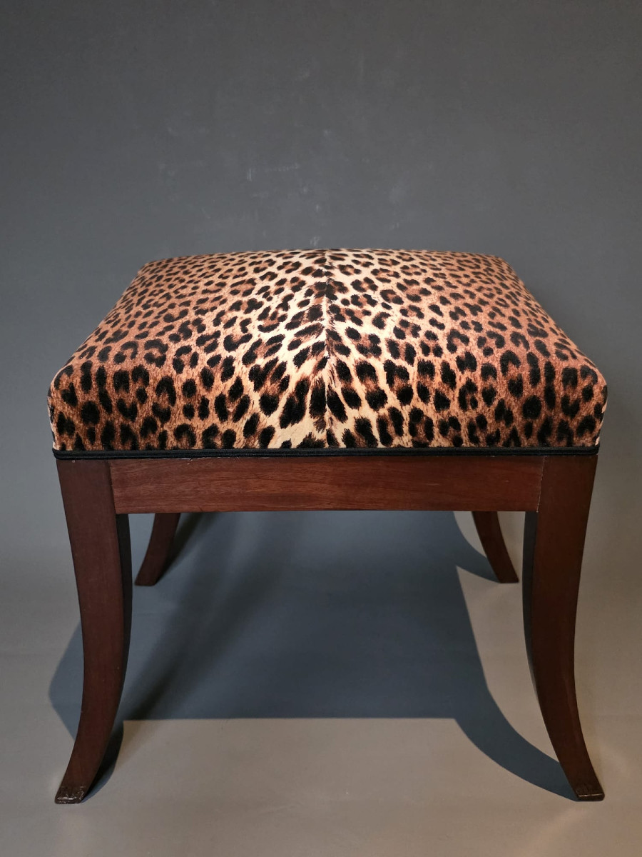 Jacob Frères Rue Meslée,  tabouret estampillé d’époque Consulat.-photo-4