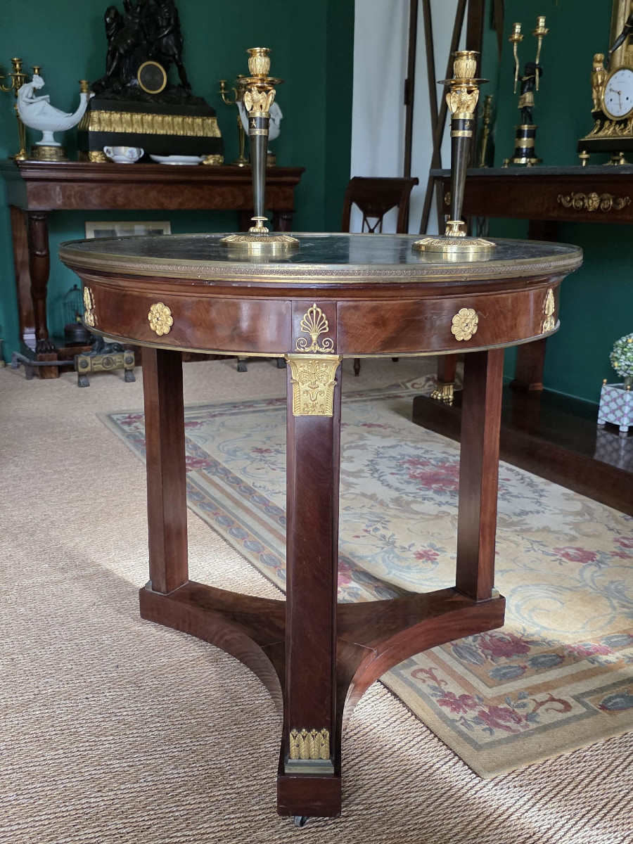 P.MARCION, Guéridon estampillé d'époque Empire-Consulat. -photo-4